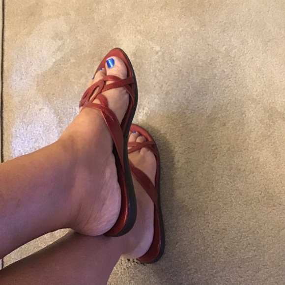 NWOT Bay Studio Sandal " Maddy " size 8 - Picture 6 of 9